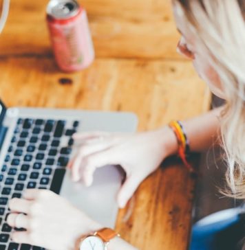 Acceso a computadora e internet en Posadas | 4° Trimestre 2017 Acceso a computadora e internet en Posadas.