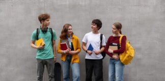 Conductas de riesgo en adolescentes escolarizados